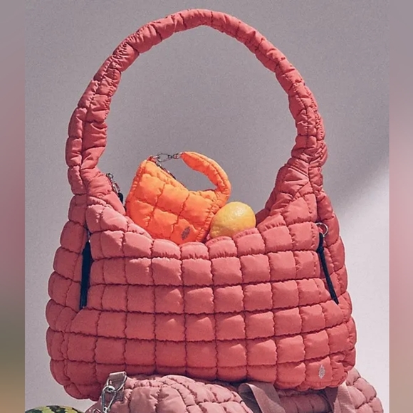 FP Movement Quilted Carryall Bag/Coral - Picture 5 of 10